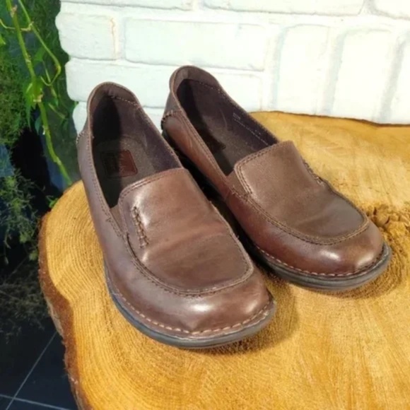 Clarks Shoes - Clarks Artisan Casual Slip On Loafers